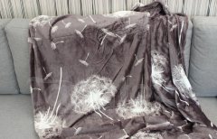 Deka mikro de luxe - pampelišky v kovově šedém Přehozy na postel a deky - Deky - 150x200